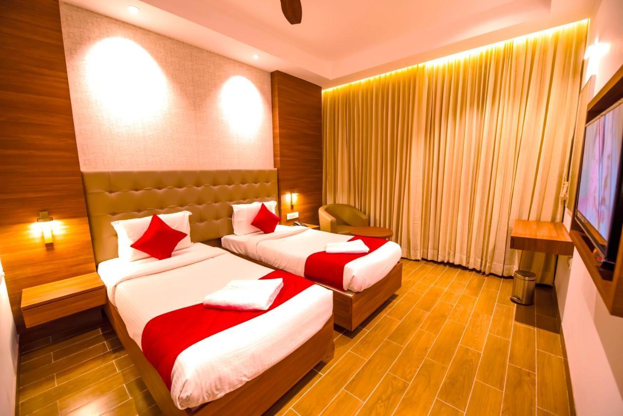Hotel Annamalai Bahur Экстерьер фото