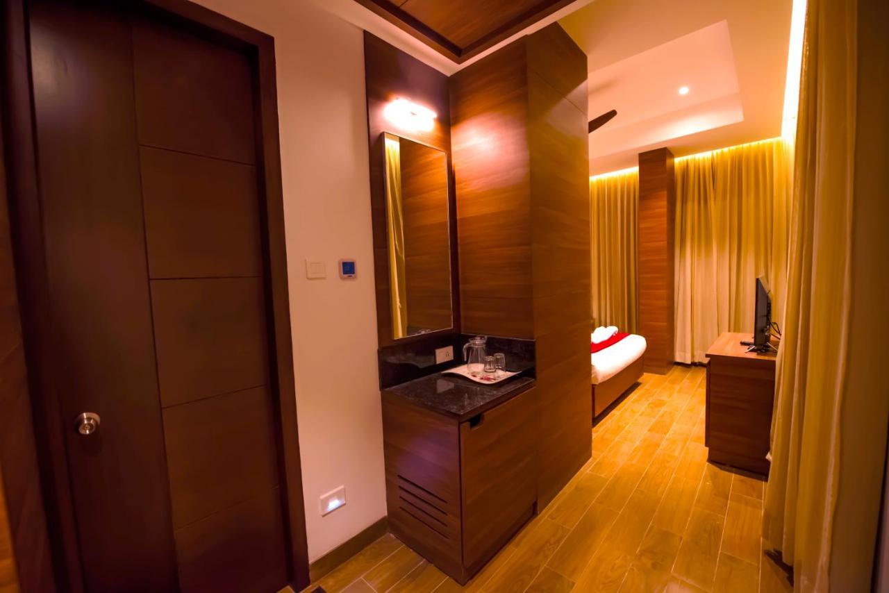 Hotel Annamalai Bahur Экстерьер фото